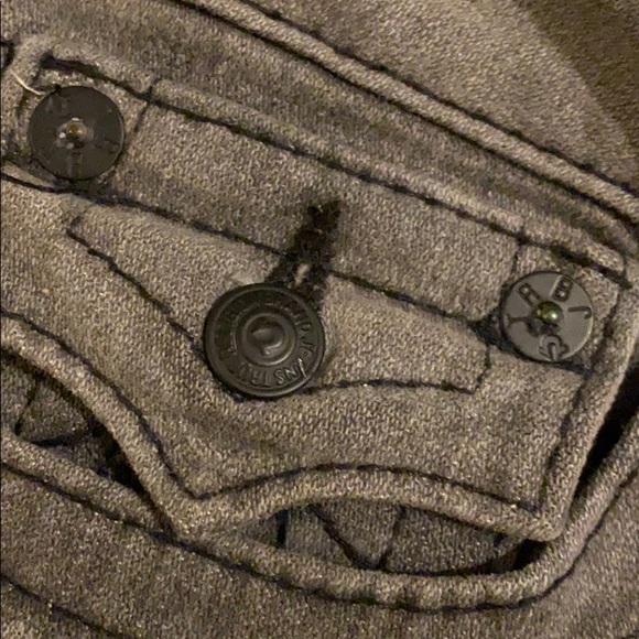 Jeans - Picture 3 of 5